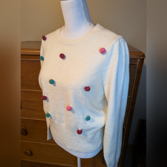 Christmas Dingle Ball White Crop Sweater SZ Large - Picture 2 of 15